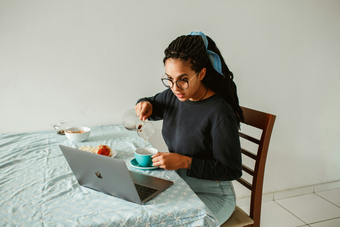 Sobre el impacto del teletrabajo en el aprendizaje práctico